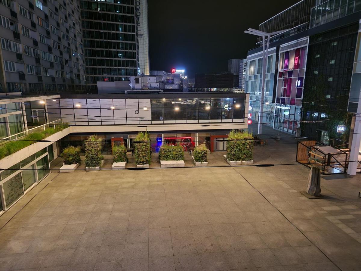 View Apartments And Rooms Varşova Dış mekan fotoğraf